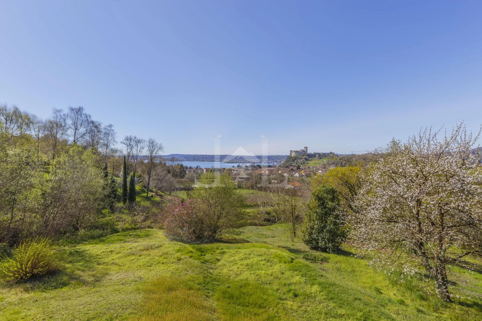 CASCINA-BERTA-LAKE-VIEW-scaled
