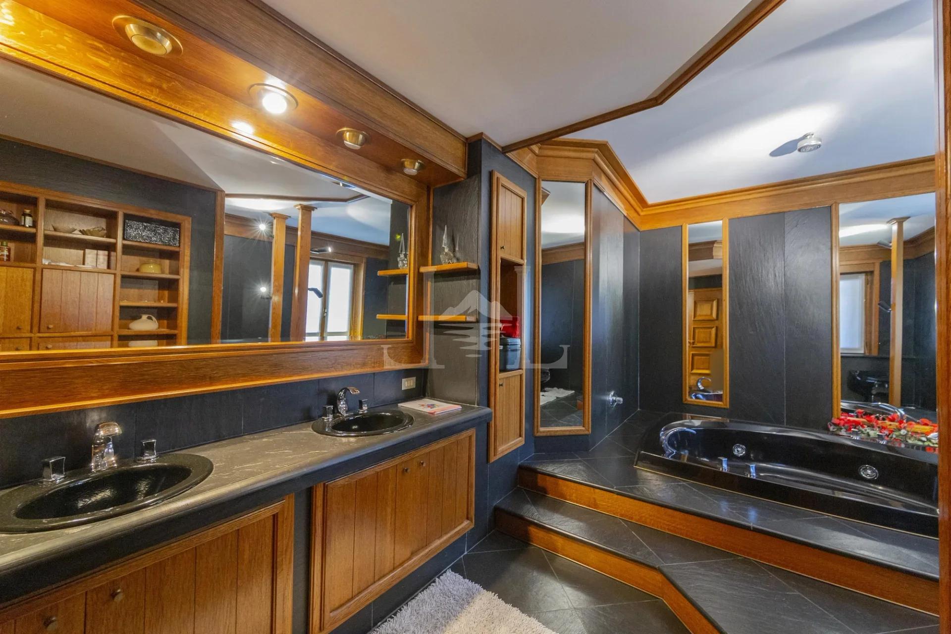 Villa con Piscina e Vista Lago Meravigliosa, Verbania, Lago Maggiore - Immagine 13