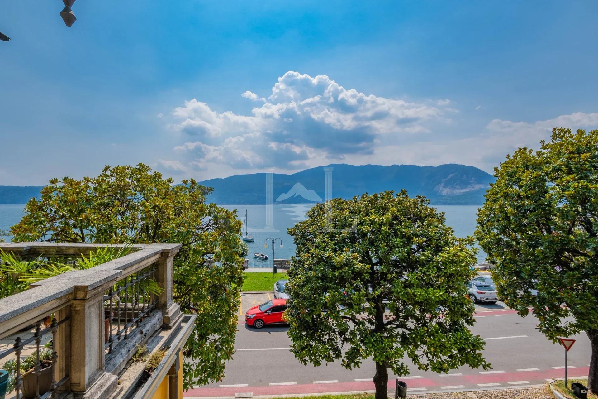 View from the guest bedroom of the apartment in Via Solferino, Suna