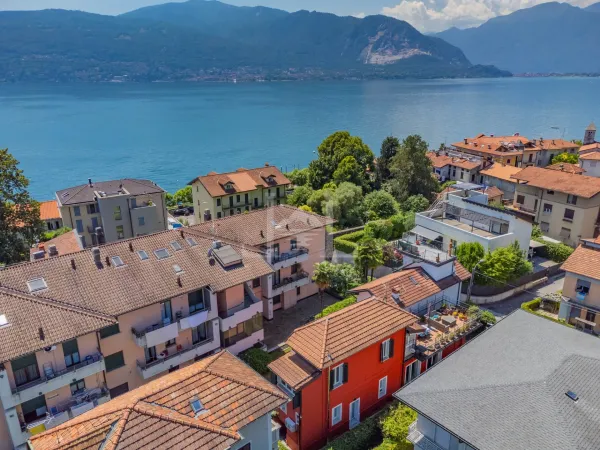 Casa Suna Centro: Luftaufnahme der Rückseite und des Sees