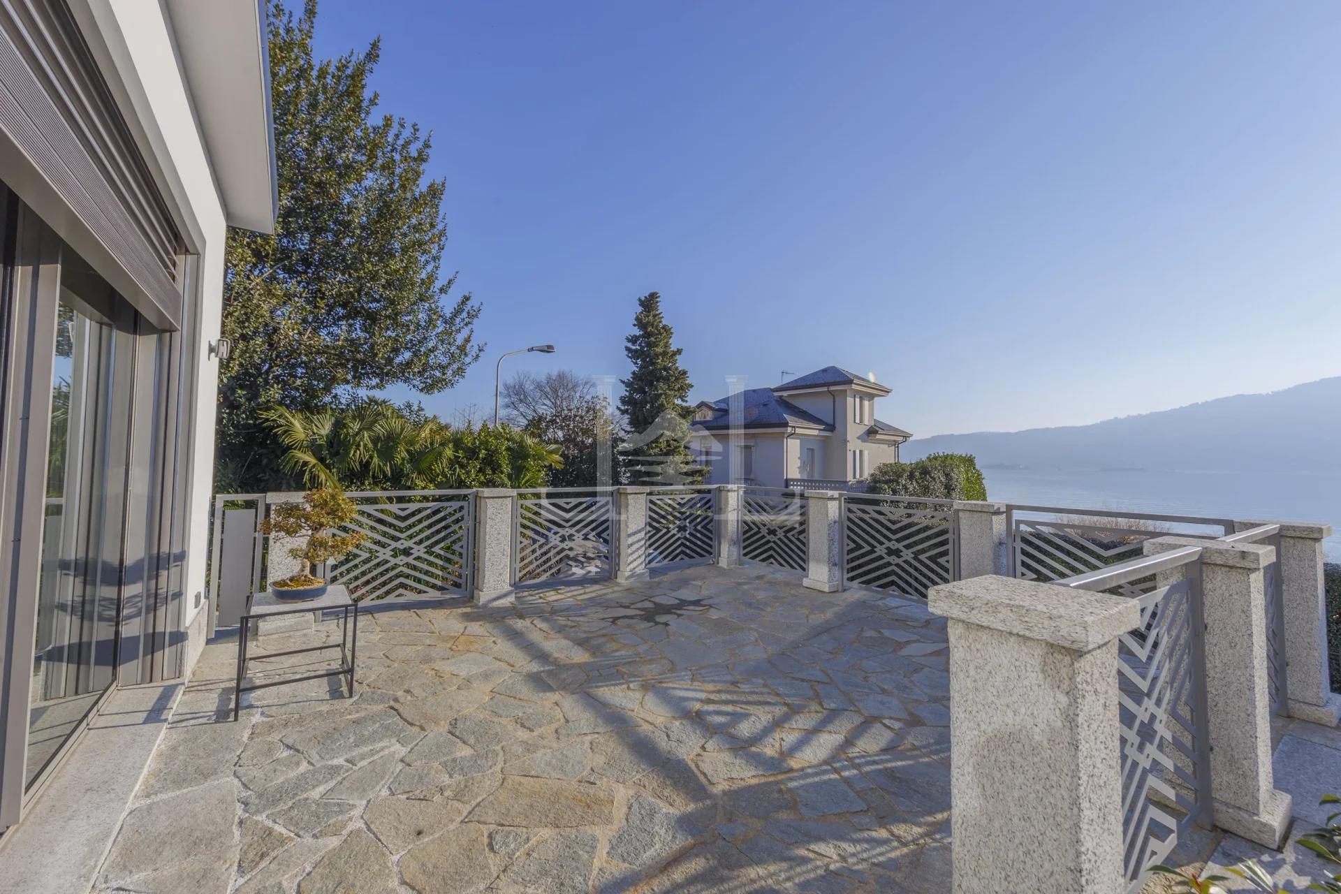 Villa met Uitzicht op het Meer en Zwembad, Verbania, Lago Maggiore