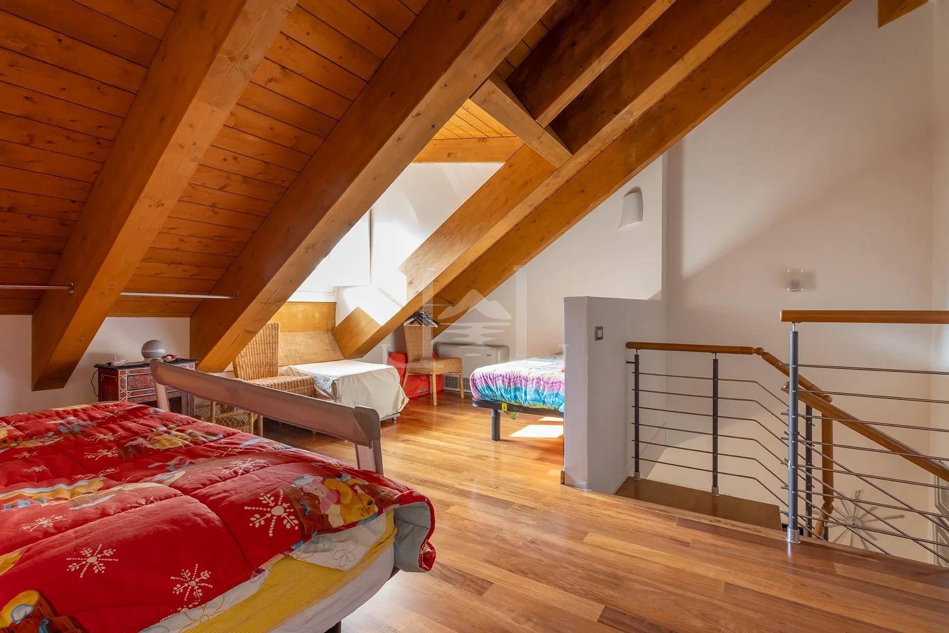 Splendido Attico Vista Mare in Vendita all'Interno di Villa Rosenda De Mari - Immagine 14