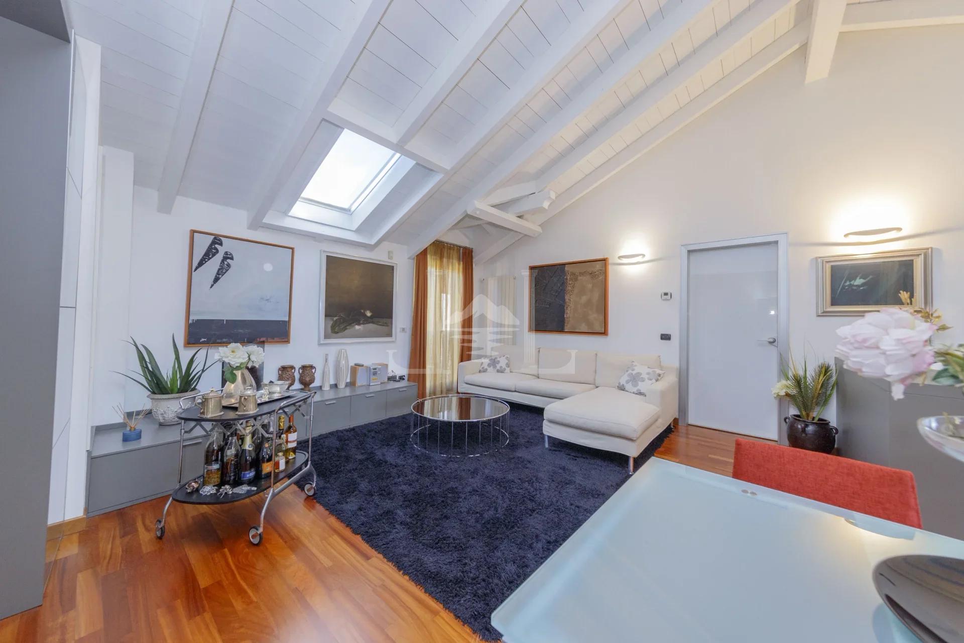 APARTMENT VIA DEI CAPPUCCINI LIVING 2