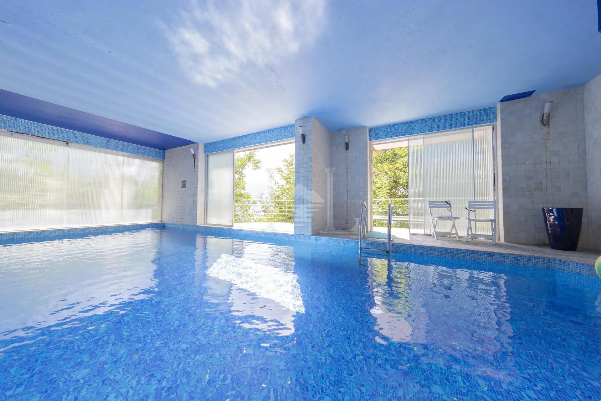 Luxury Villa with Lake View, Spa and Indoor Pool in Oggebbio, Italy