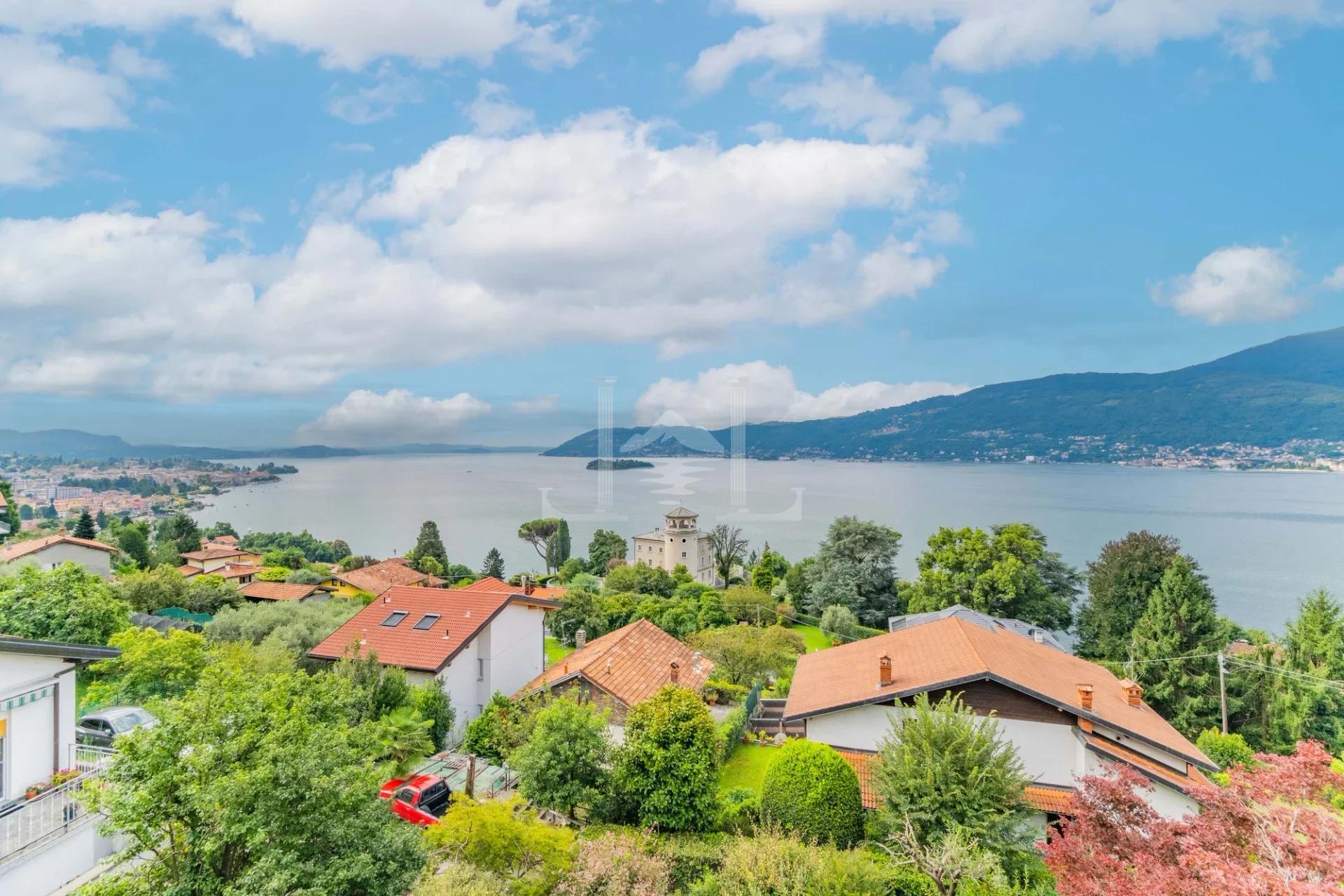 Villa con Vista Lago Strepitoso sulle Isole Borromee e Lago Maggiore - Immagine 29