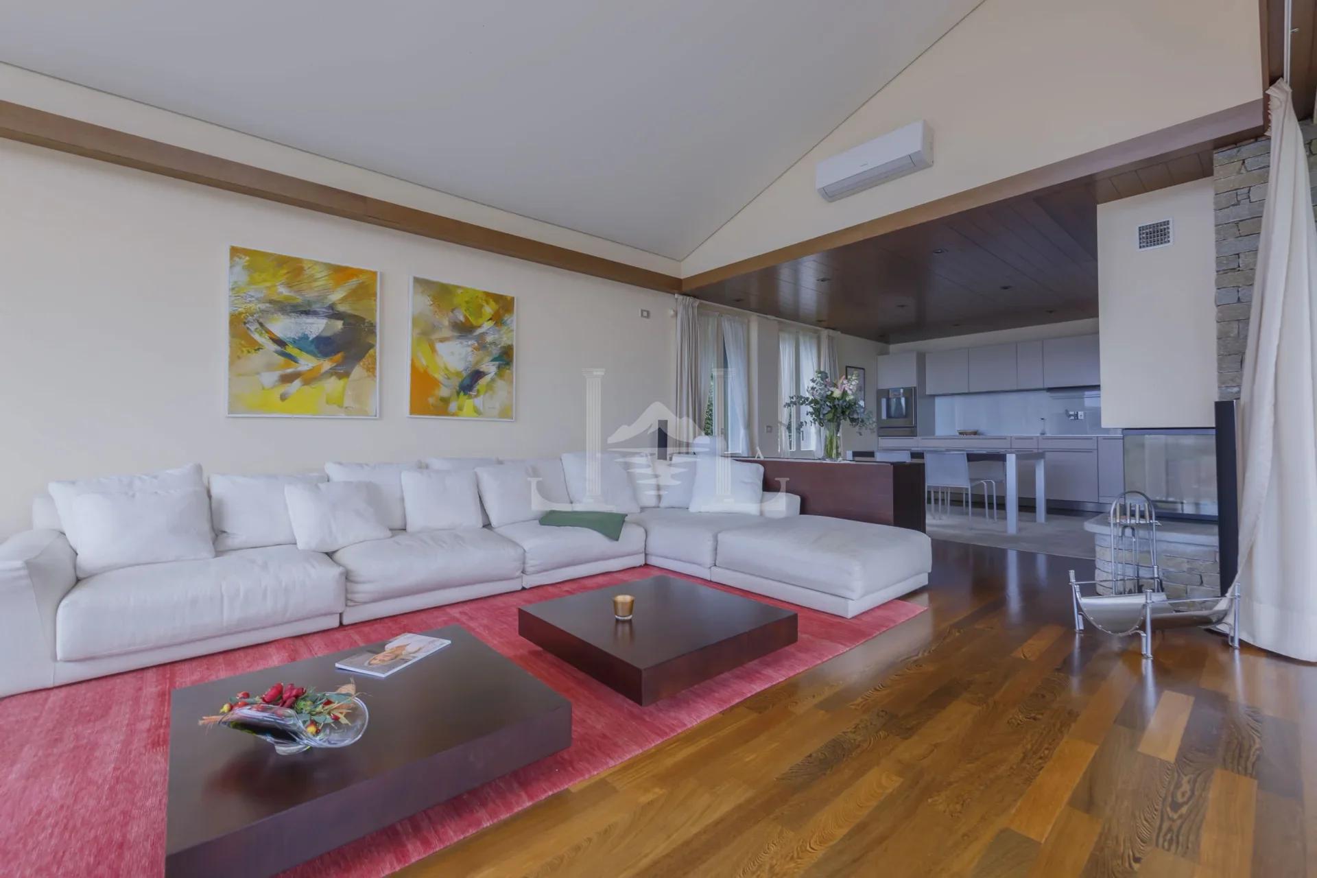 LIVING KITCHEN 1