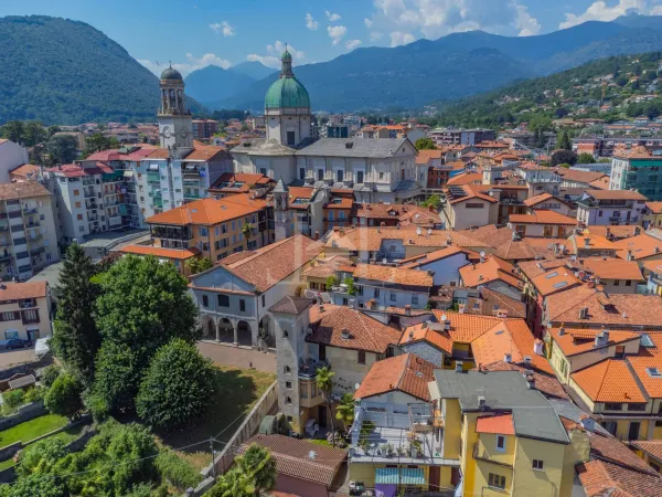 Apartment in Centro Intra - Aerial view 2 with San Vittore
