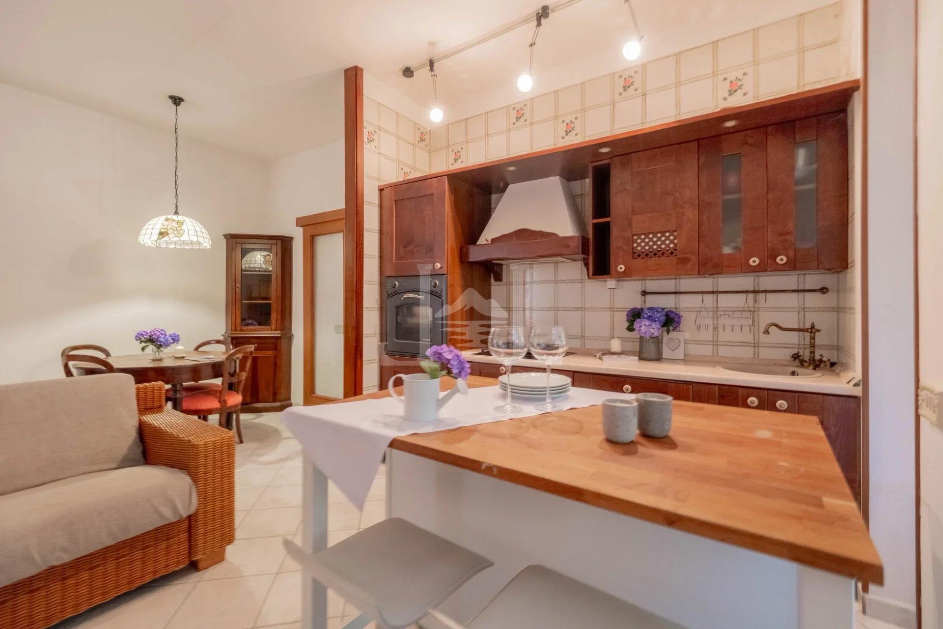 Apartment am Seeufer in Meina - Küche