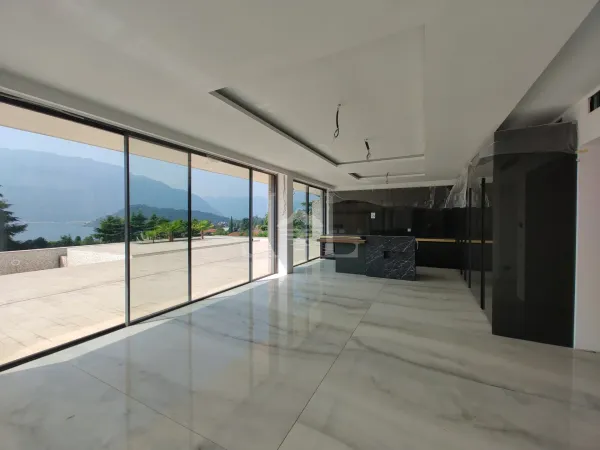 Il lusso di una tenuta privata sul Lago di Como - Immagine 8