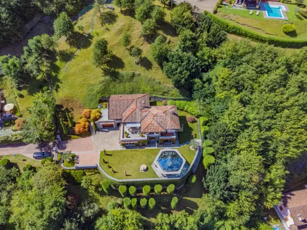 VILLA MENAGGIO DRONE VIEW 1