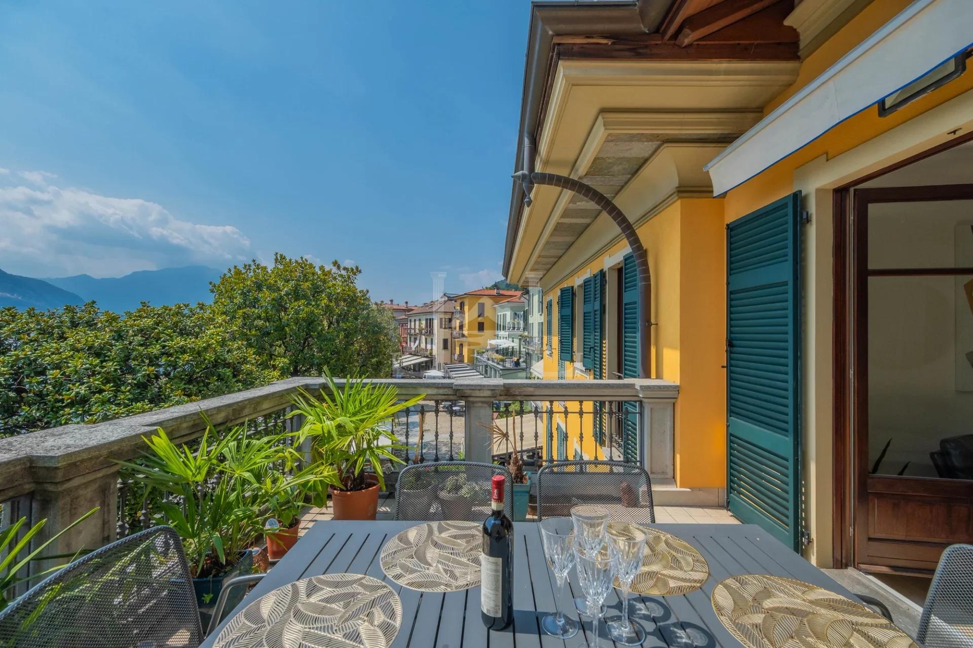 Terrace and façade of the apartment in Via Solferino
