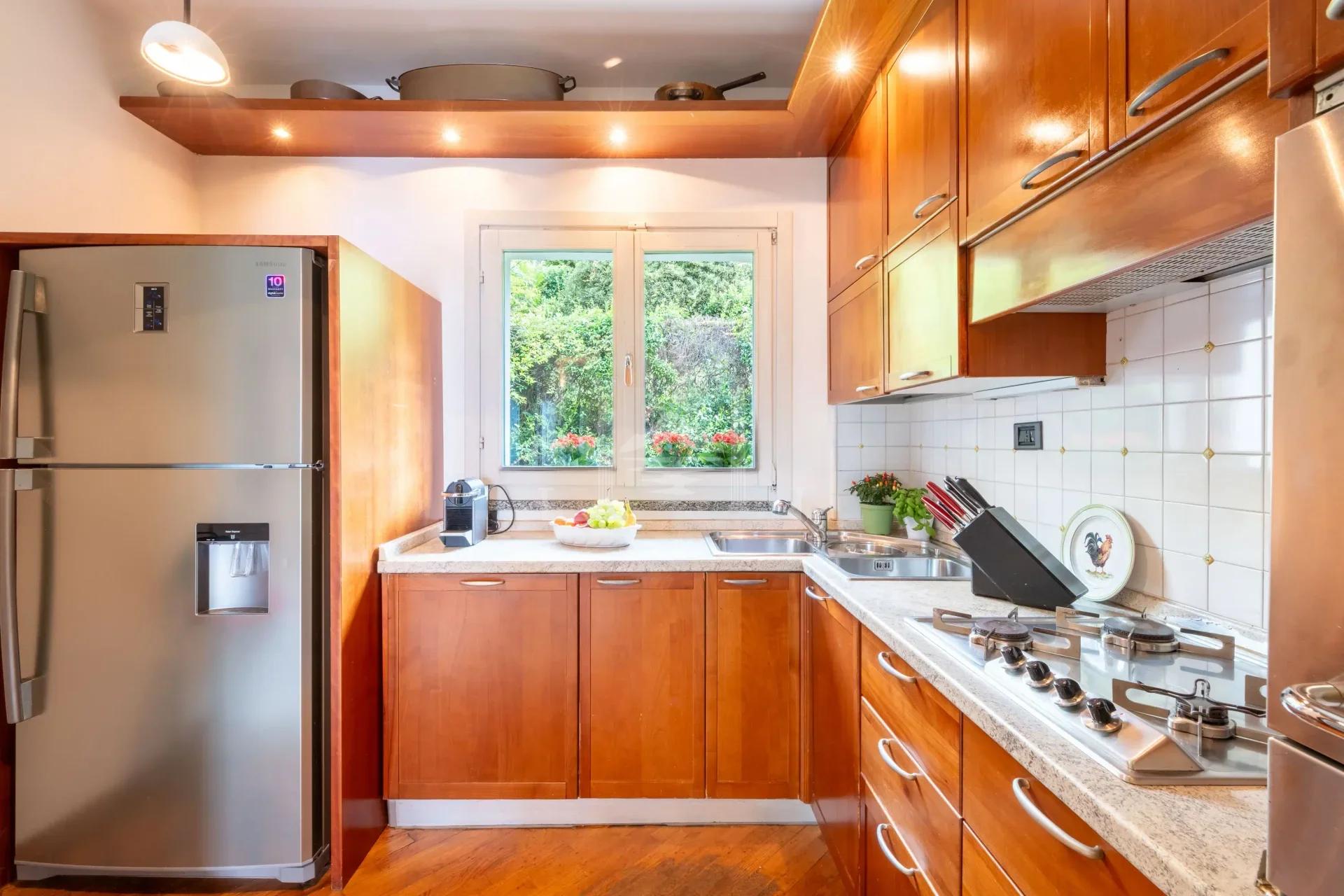 VILLA SUNA KITCHEN