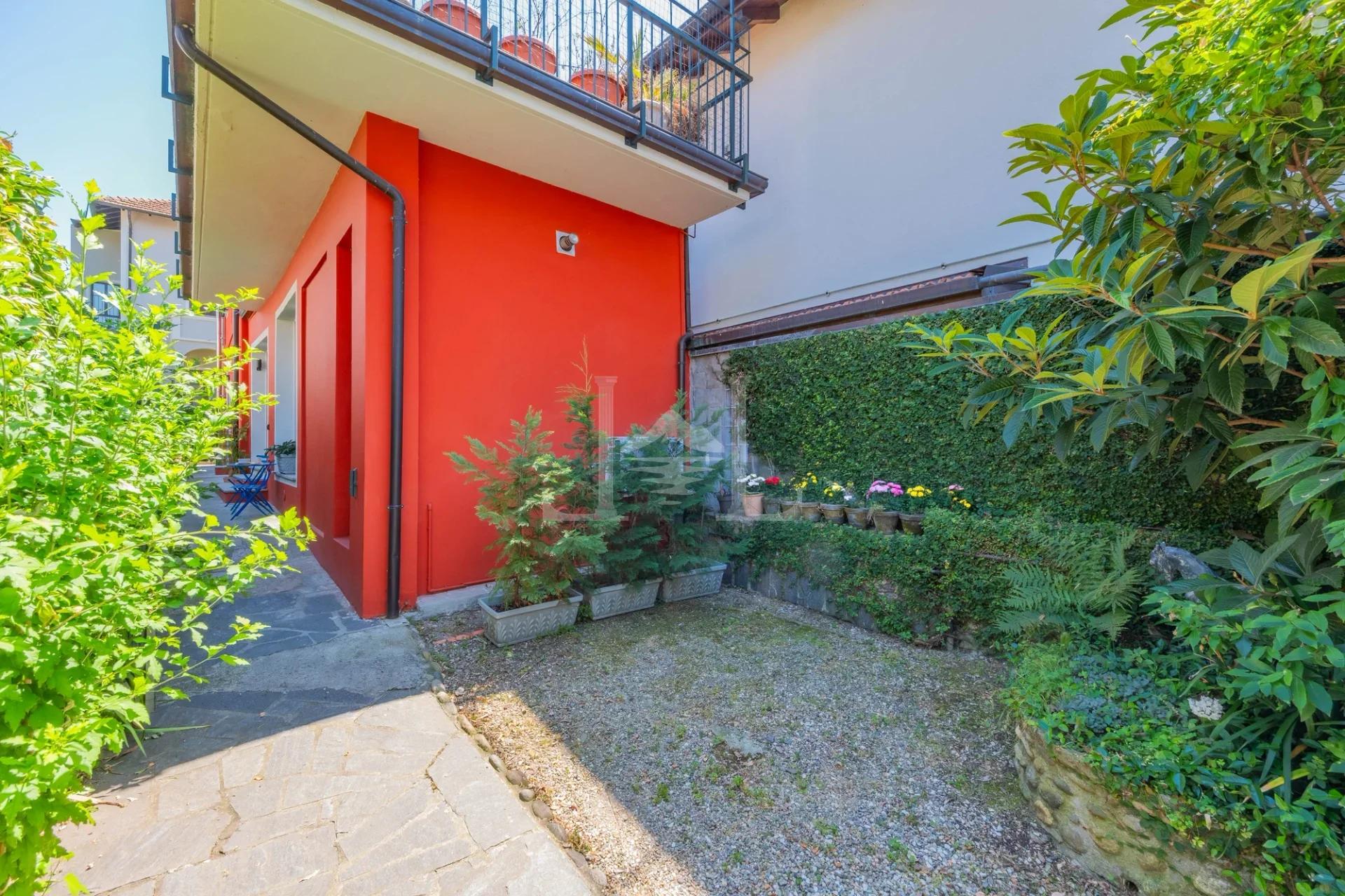 Casa Suna Centro: Privater Innenhof und Parkplatz