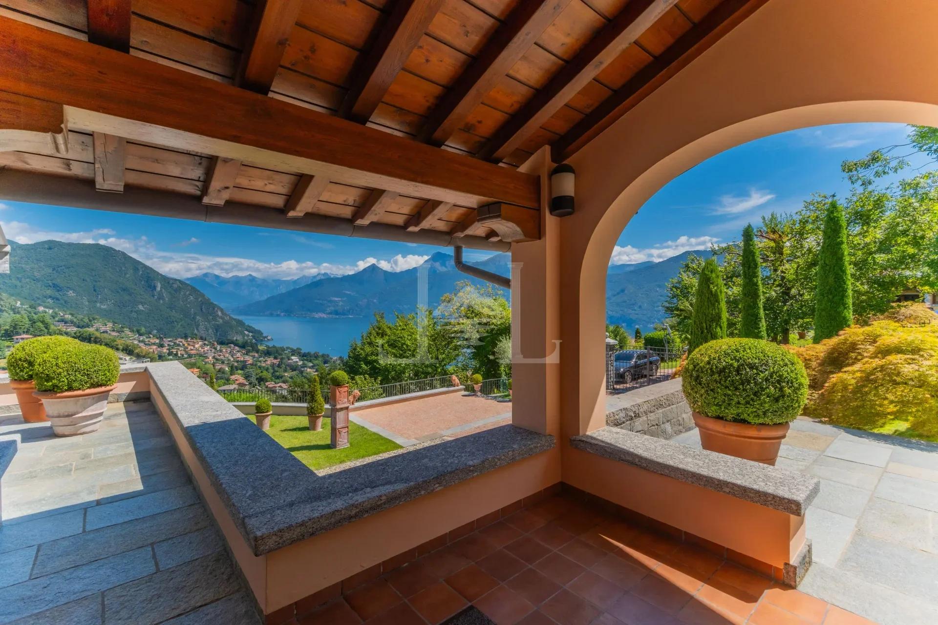 COVER 2 VILLA MENAGGIO ENTRANCE PORCH AND VIEW