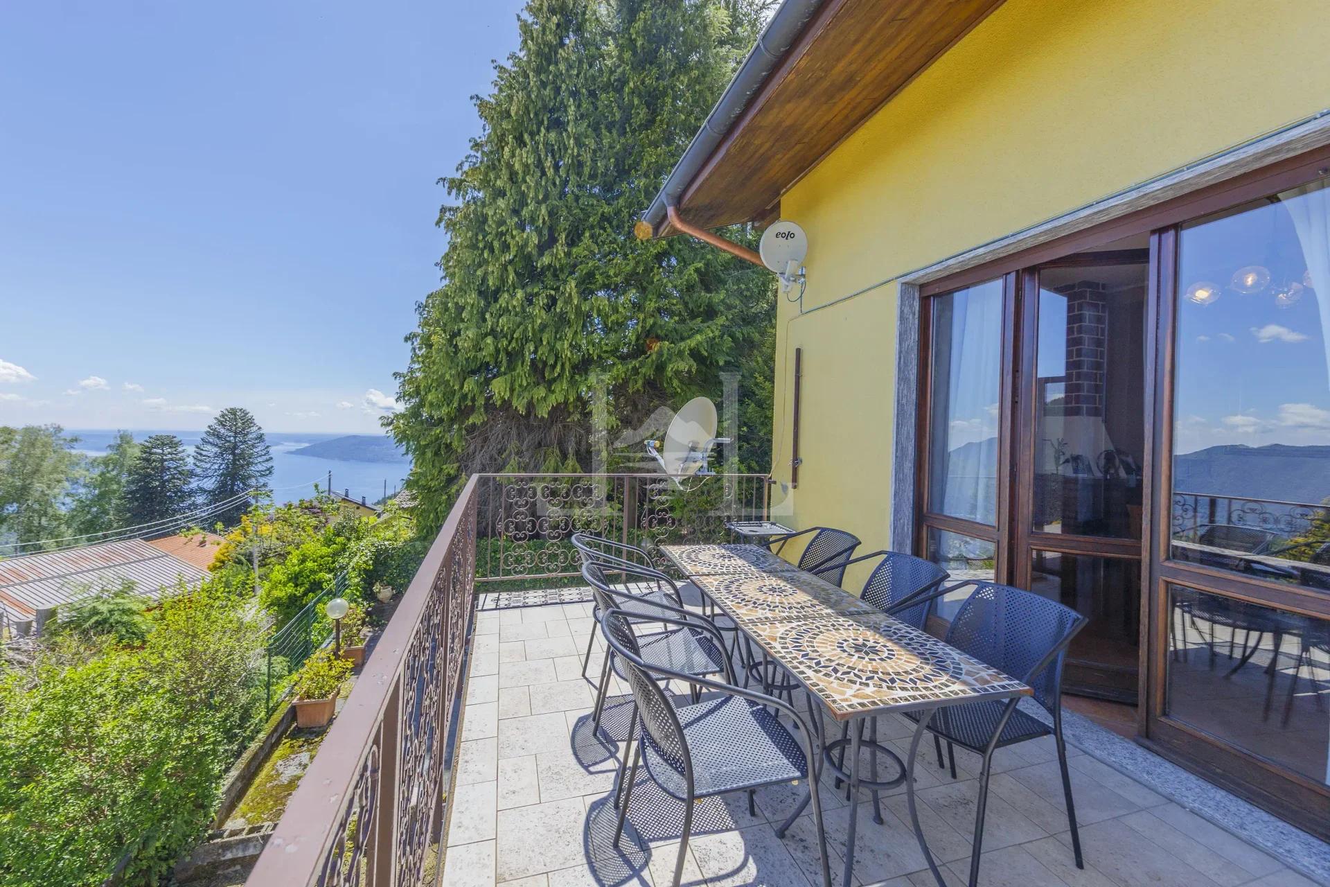 FRONT TERRACE AND LAKE VIEW
