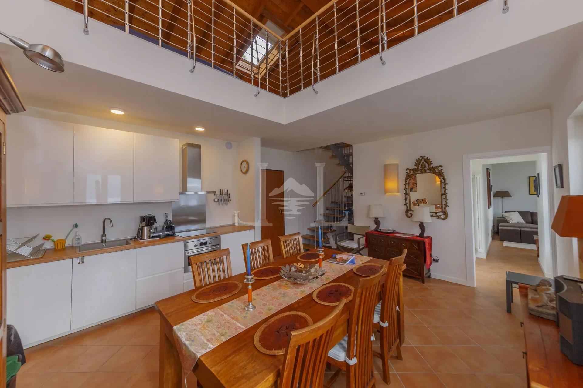 KITCHEN DINER 1