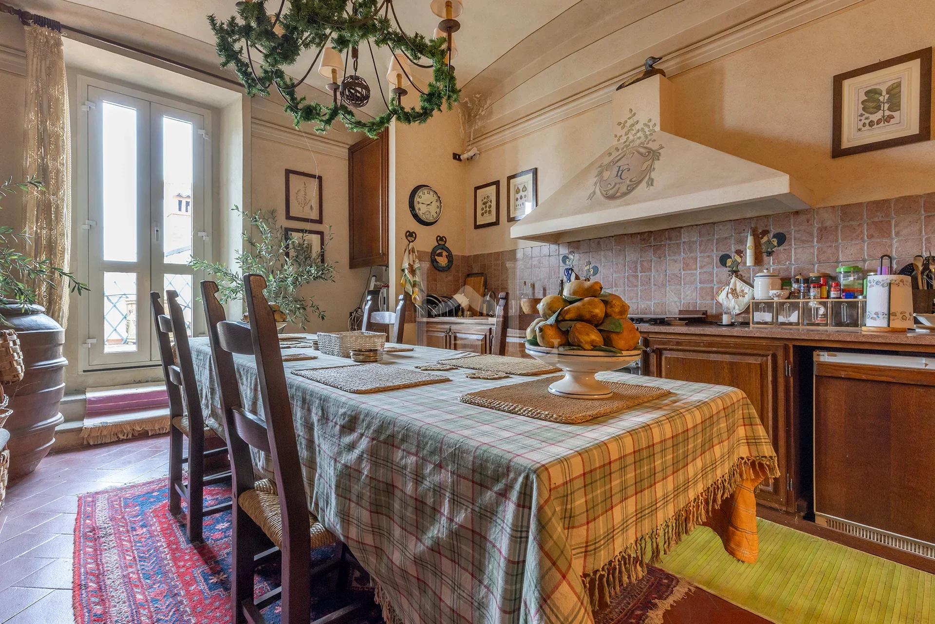 Living history, a Penthouse within a Former Franciscan Convent - Image 4