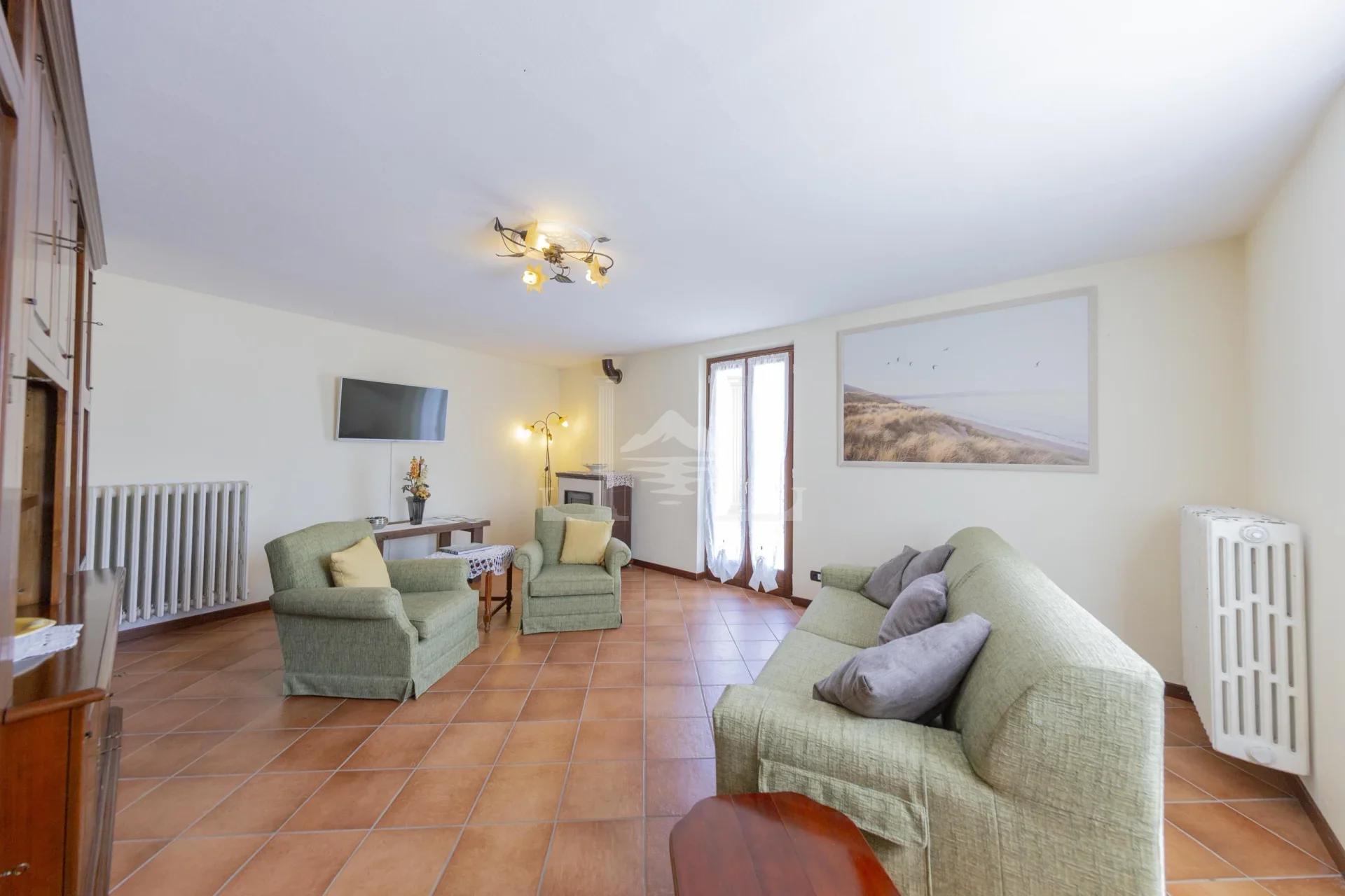 LIVING ROOM GUEST HOUSE
