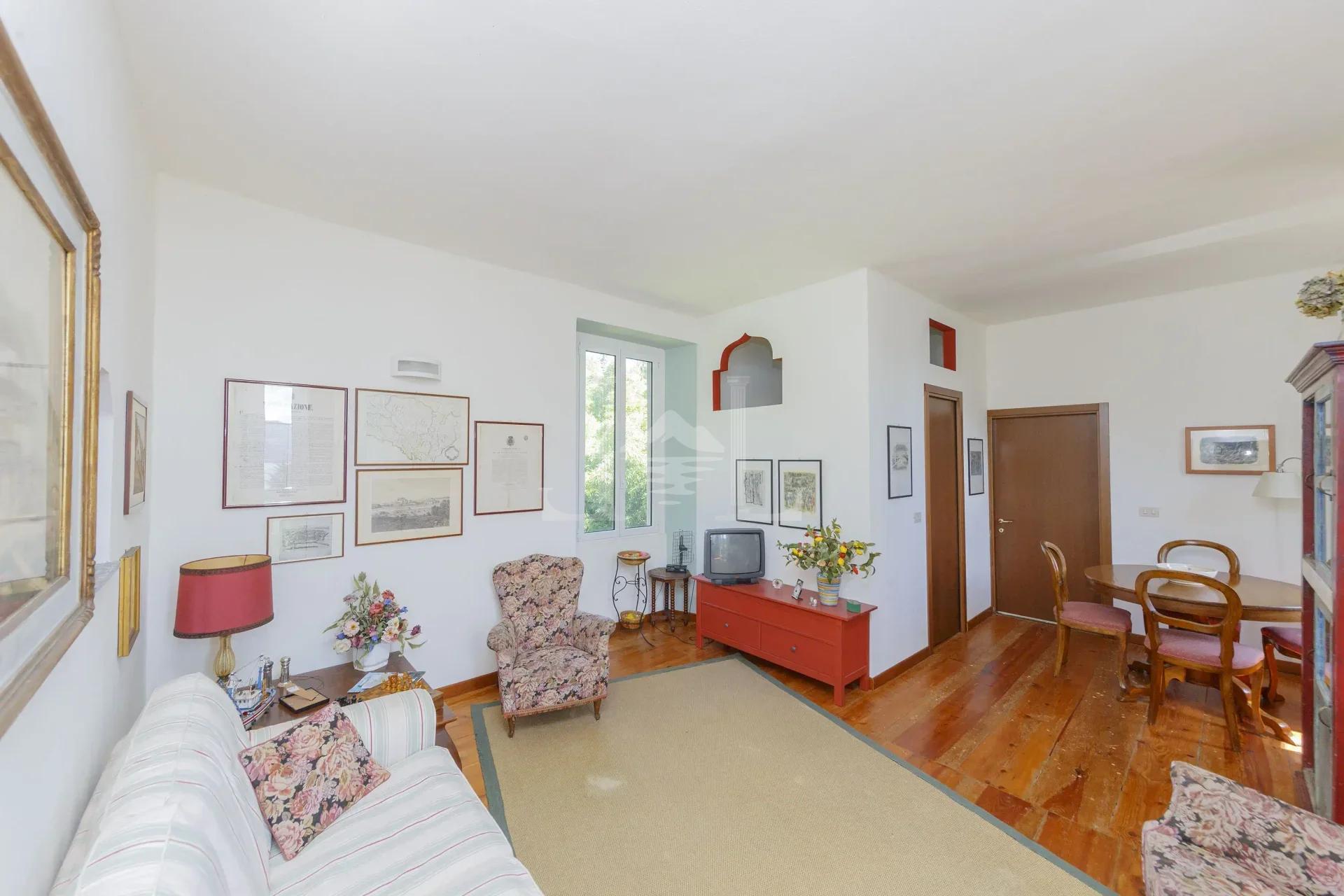 TOP APARTMENT 4