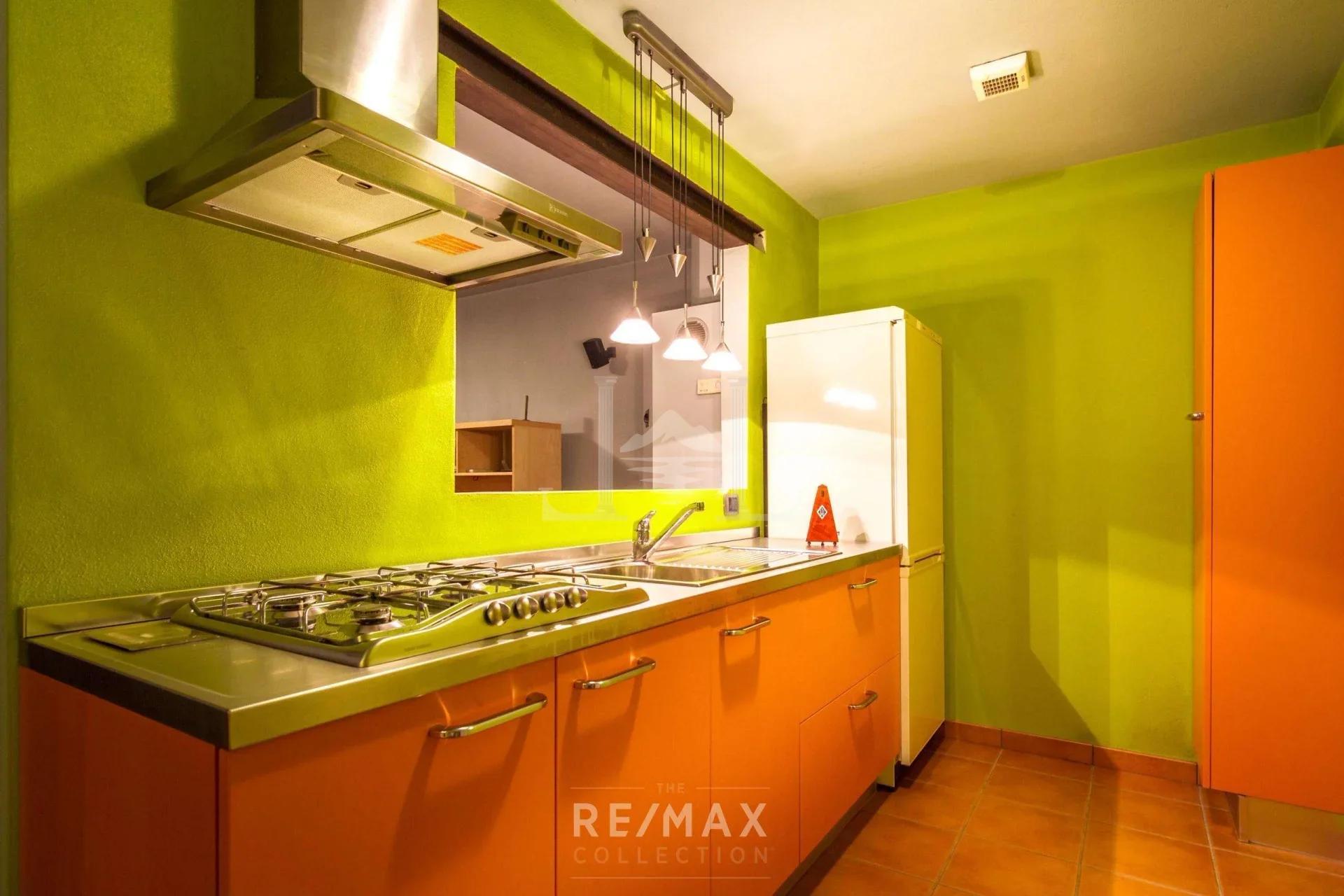 Carate Urio Kitchen taverna