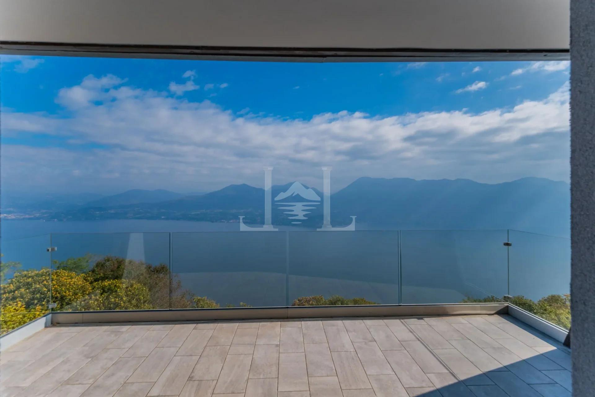 VILLA POLLINO TOP BALCONY VIEW