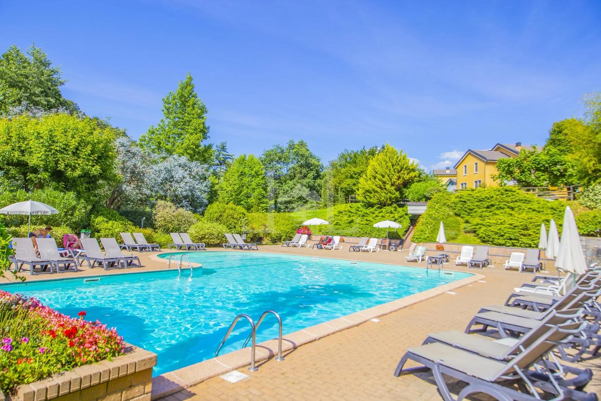 Lake-View Apartment for Rent in a Residence with Pool and Tennis Court