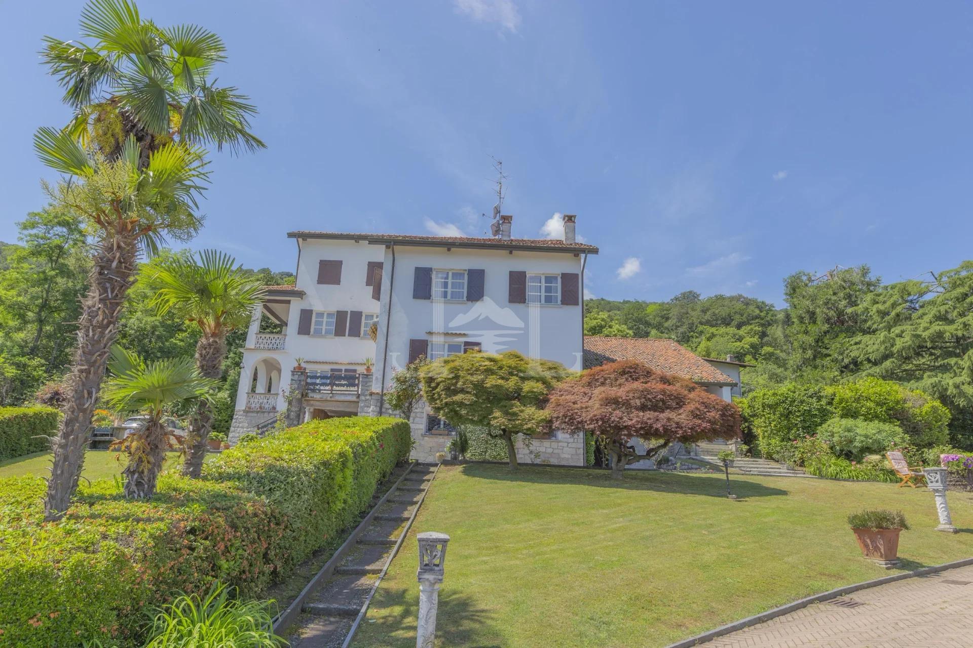 Villa con Vista Lago & Dependance, Baveno