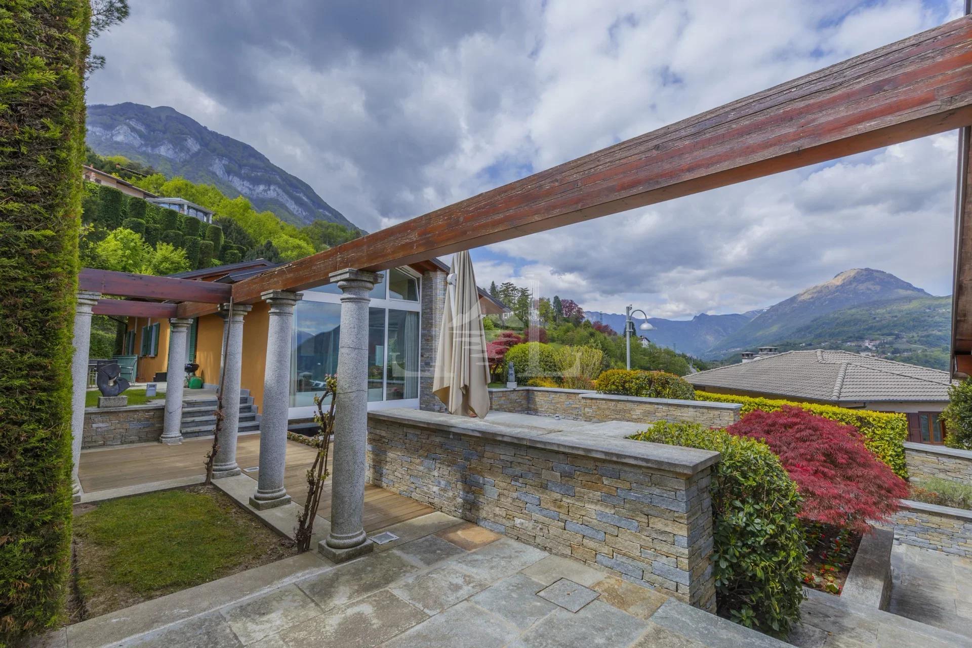 GARDEN AND PATIO