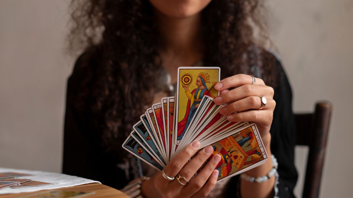 Looking for Where to Get Custom Playing Cards Made? Start Here