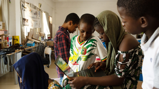 Thumbnail for RobotsMali