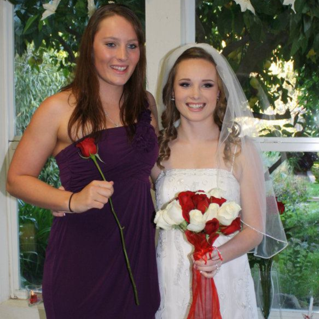 April and her sister, Britney, at April's wedding.