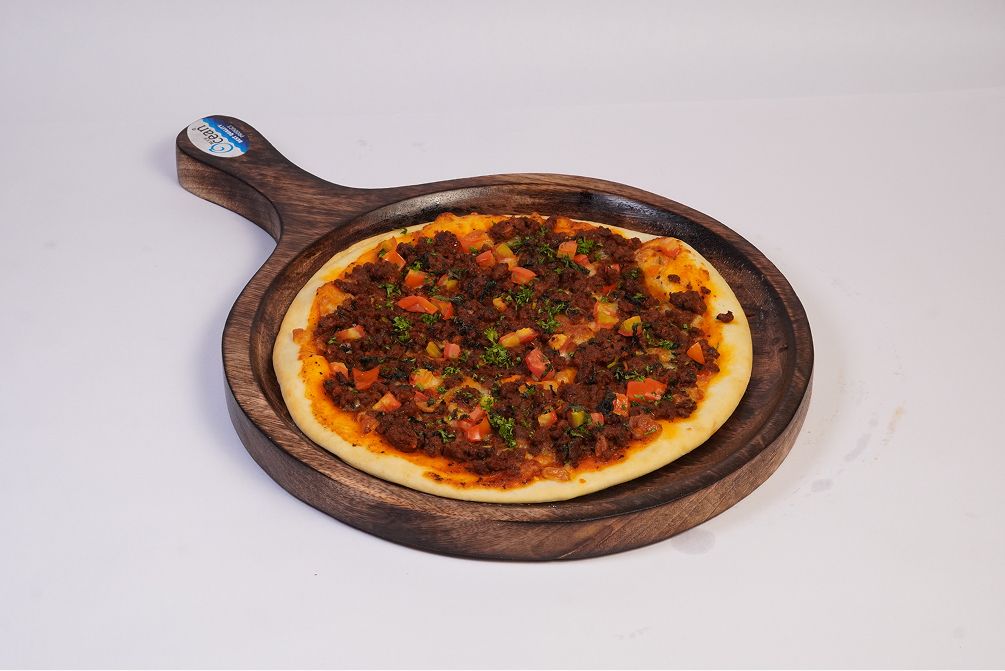 Ulti Meat Pizza picture
