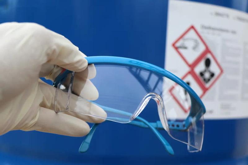 always use safety eyewear