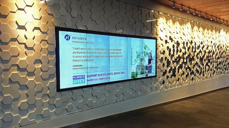 Dynamic digital donor walls th
