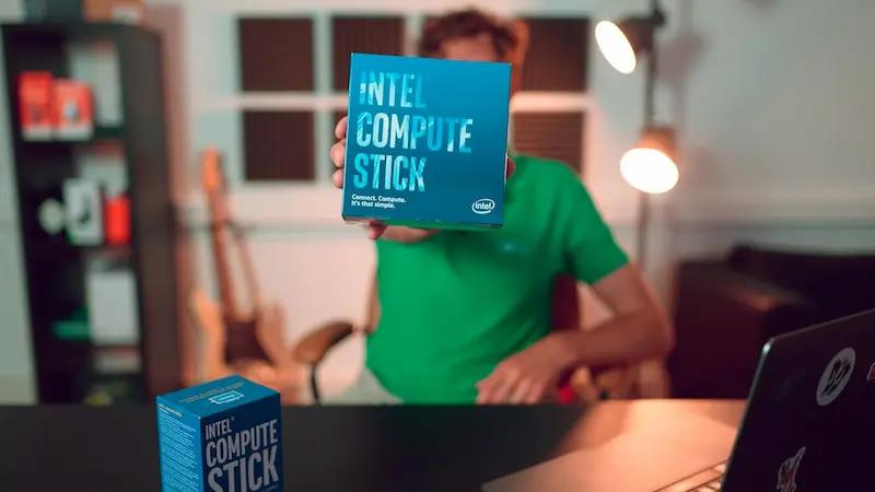 Intel computer stick as digital signage player th