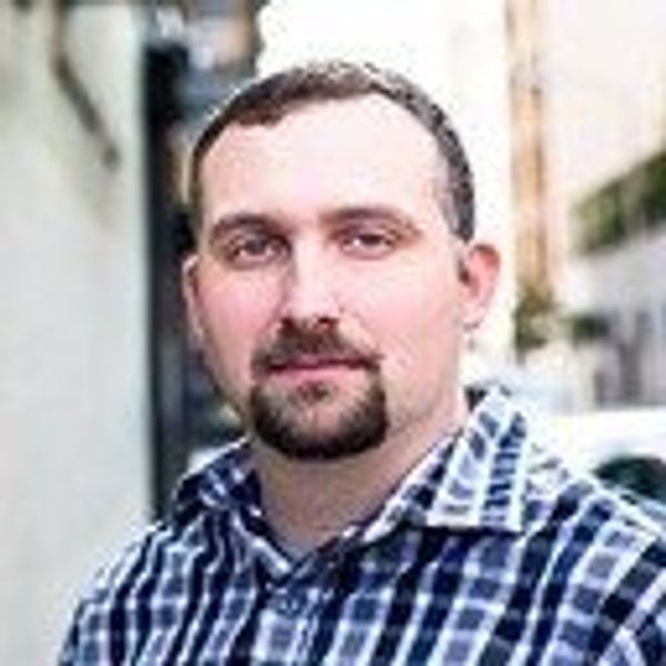 Dr. Héctor Moreno Silva