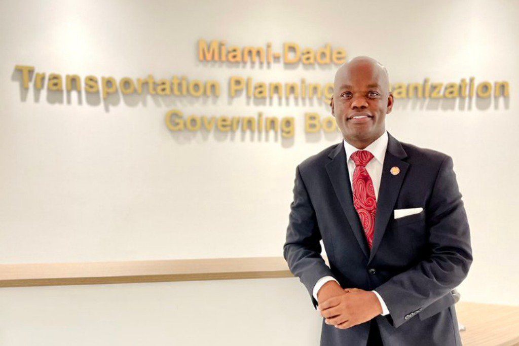 Commissioner Kionne McGhee Calls for Proposals on South Dade Transitway