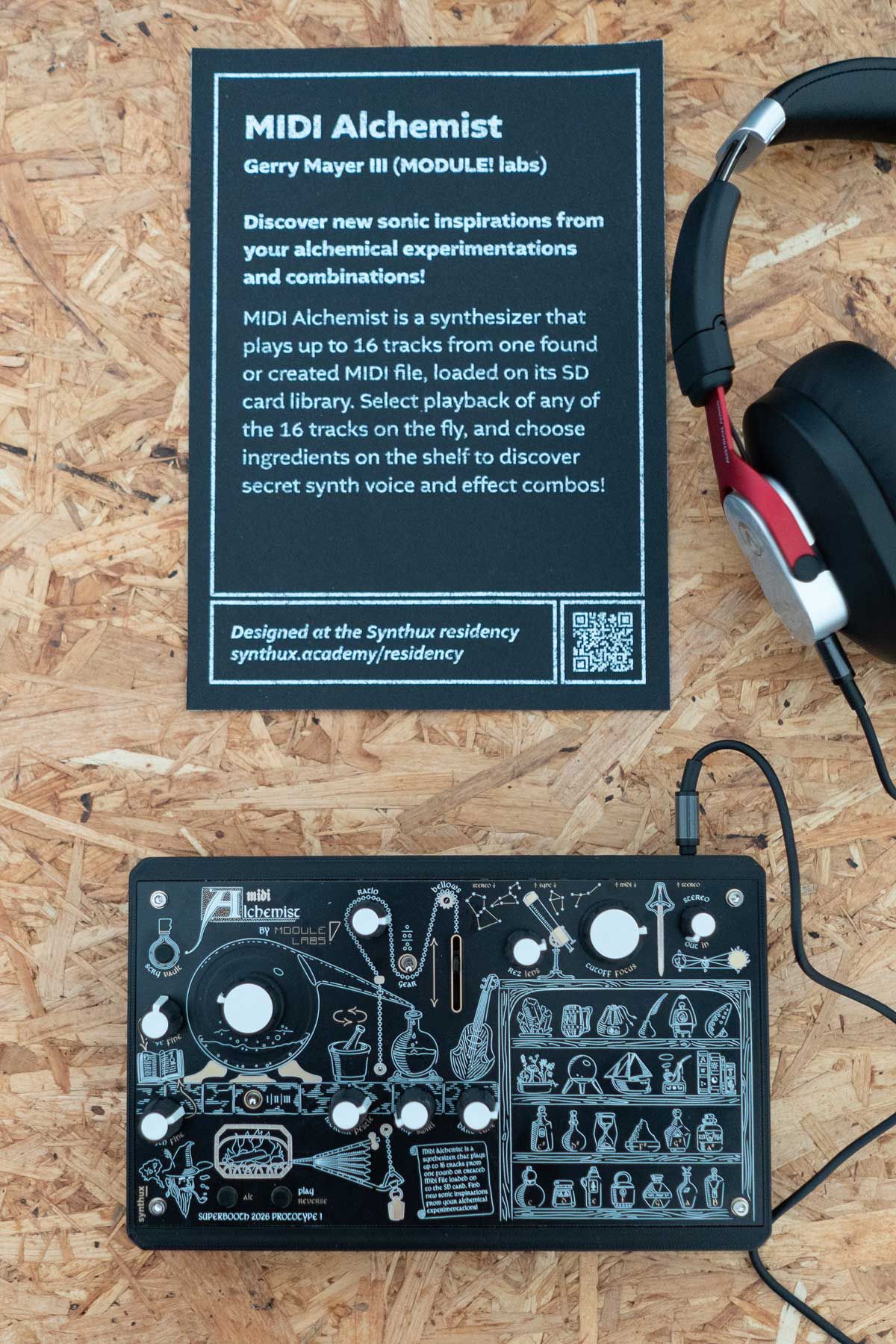 dugudagii Condensed phase 17 ドゥグダギ Two New Instruments from the Synthux Residency to Debut at