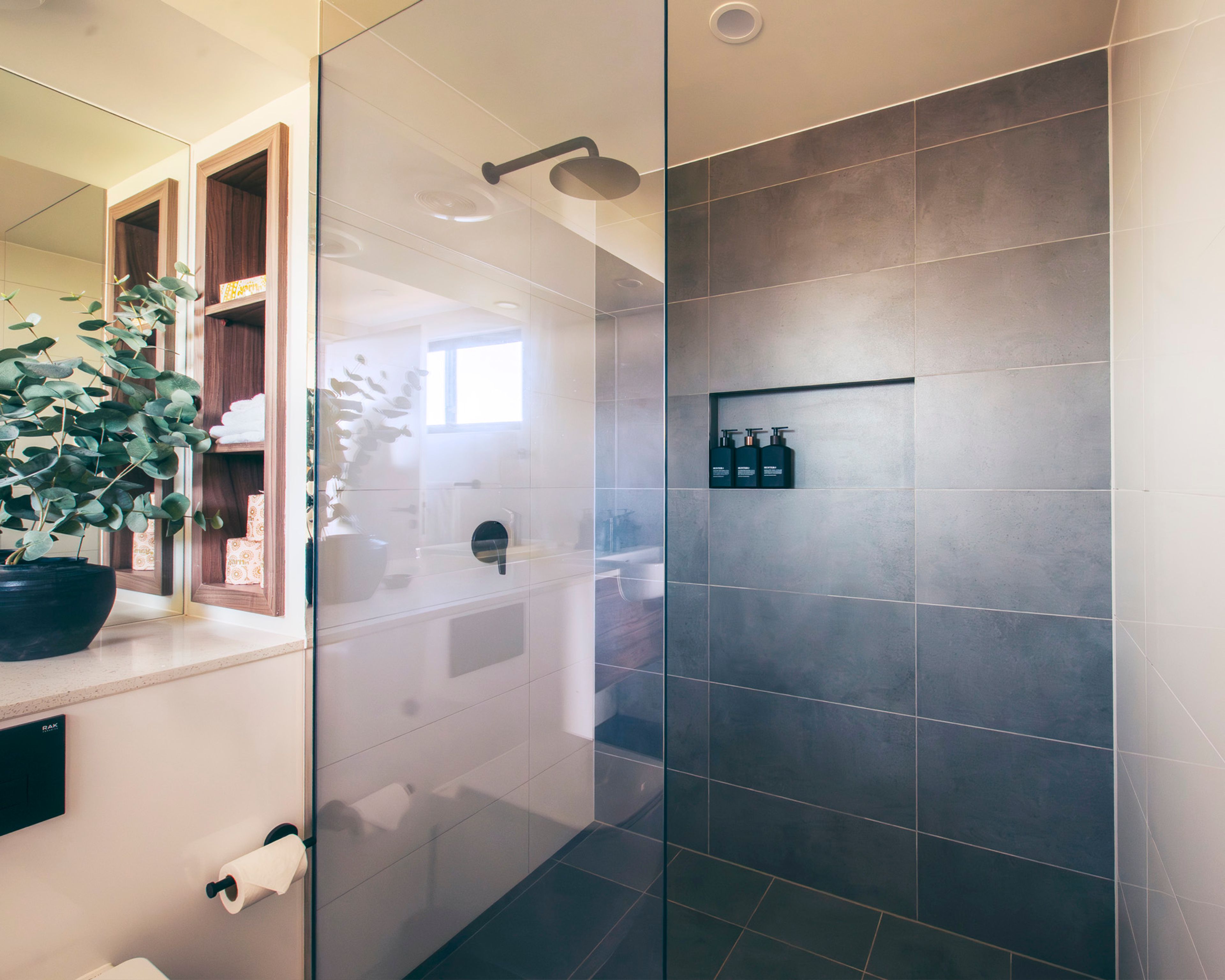 Wilderluxe - bathroom