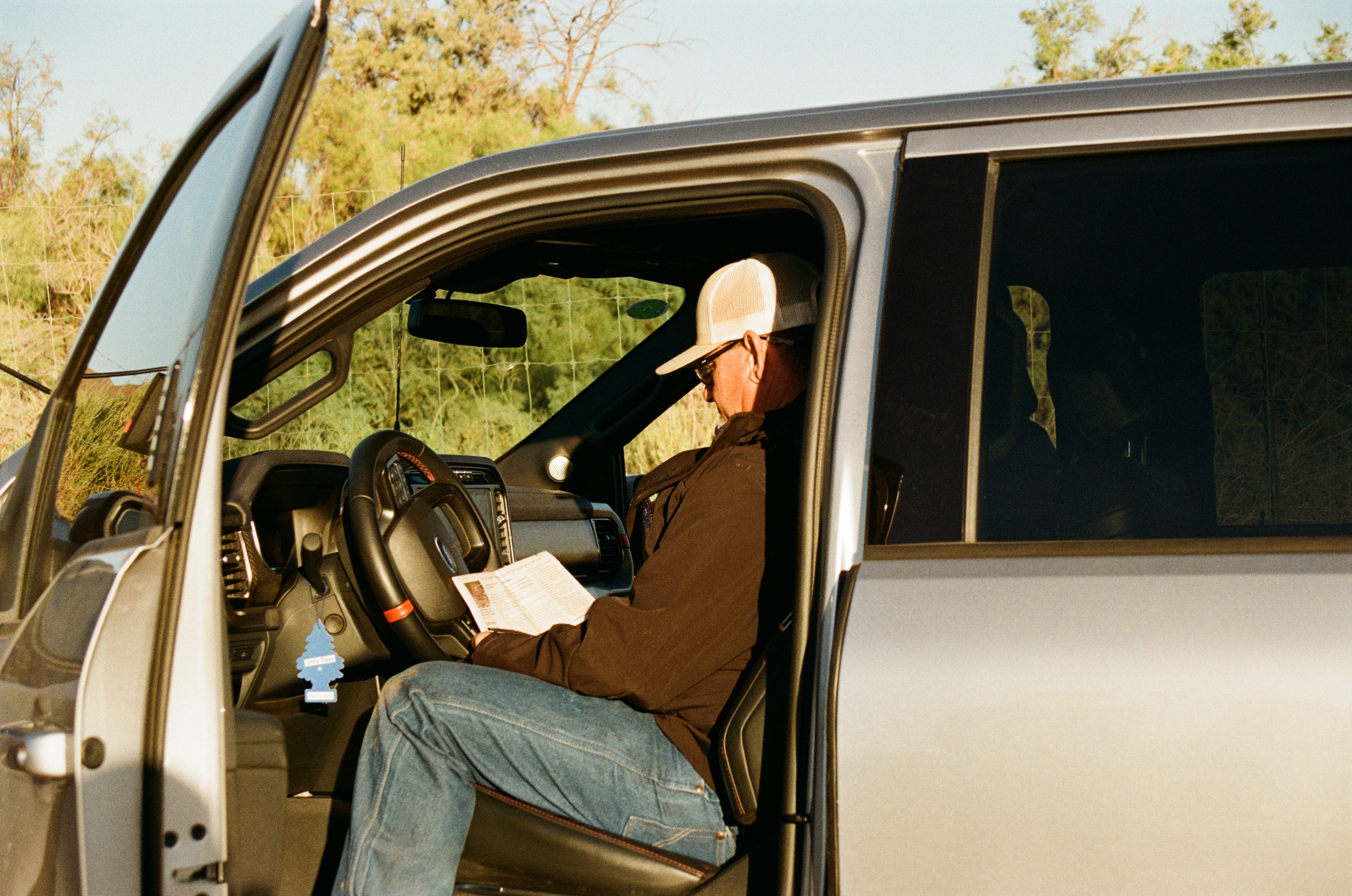 A decorative image from Usal Project