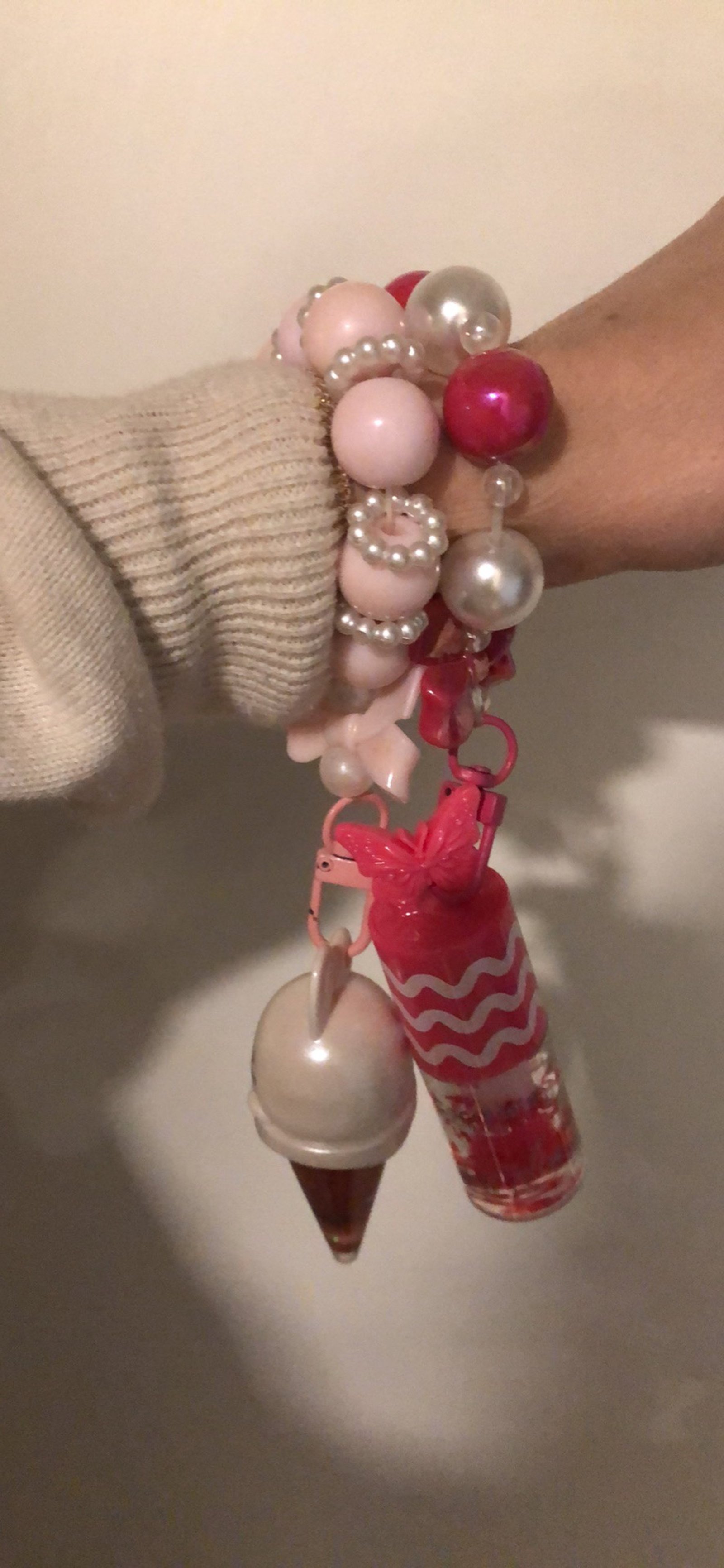 LIP GLOSS CON CHARM Y LLAVERO