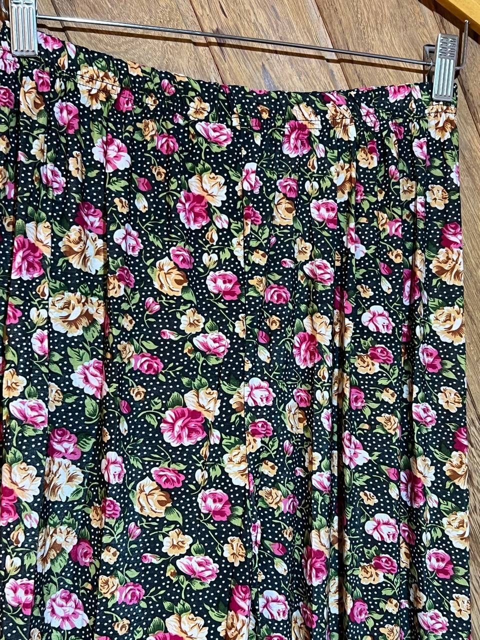 Pantalón palazo floreado para verano