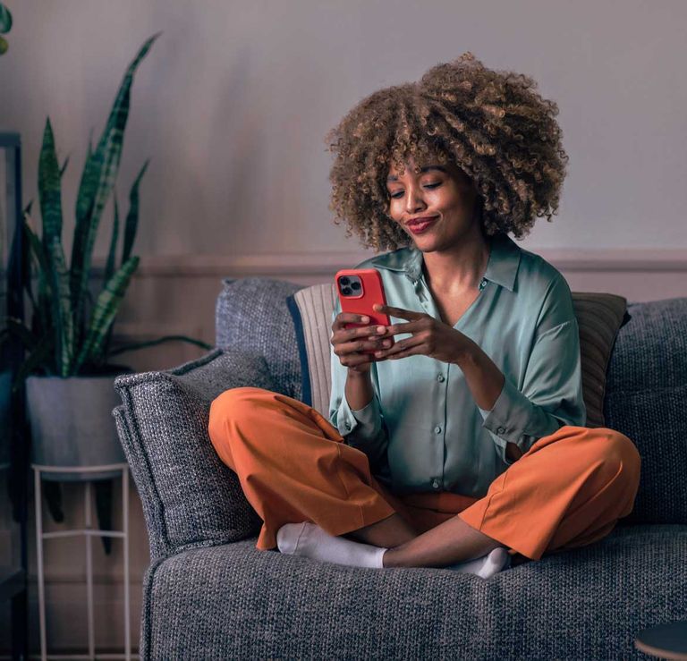 Customer ordering a Farzi London Delivery