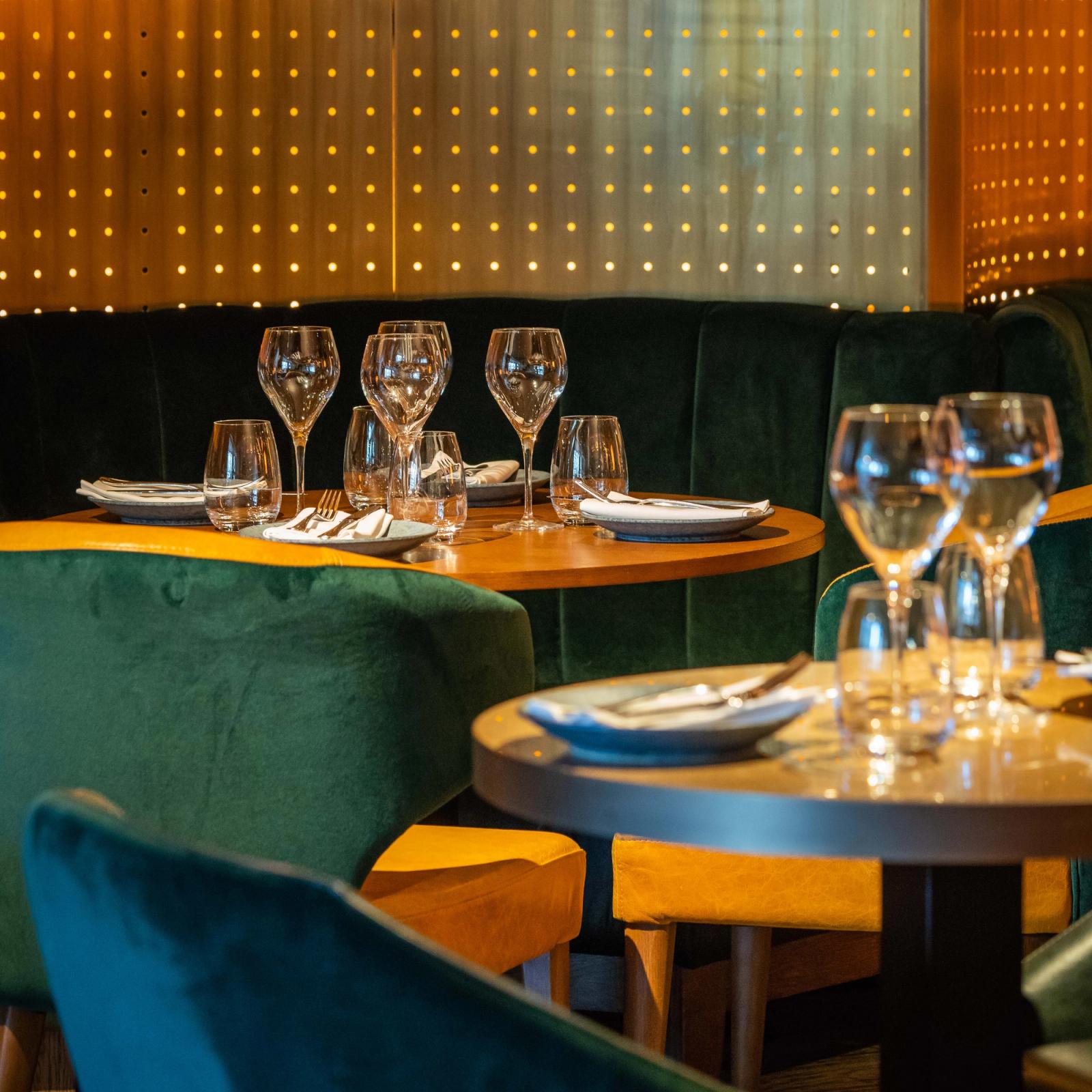 Best Restaurants for Group Dining 