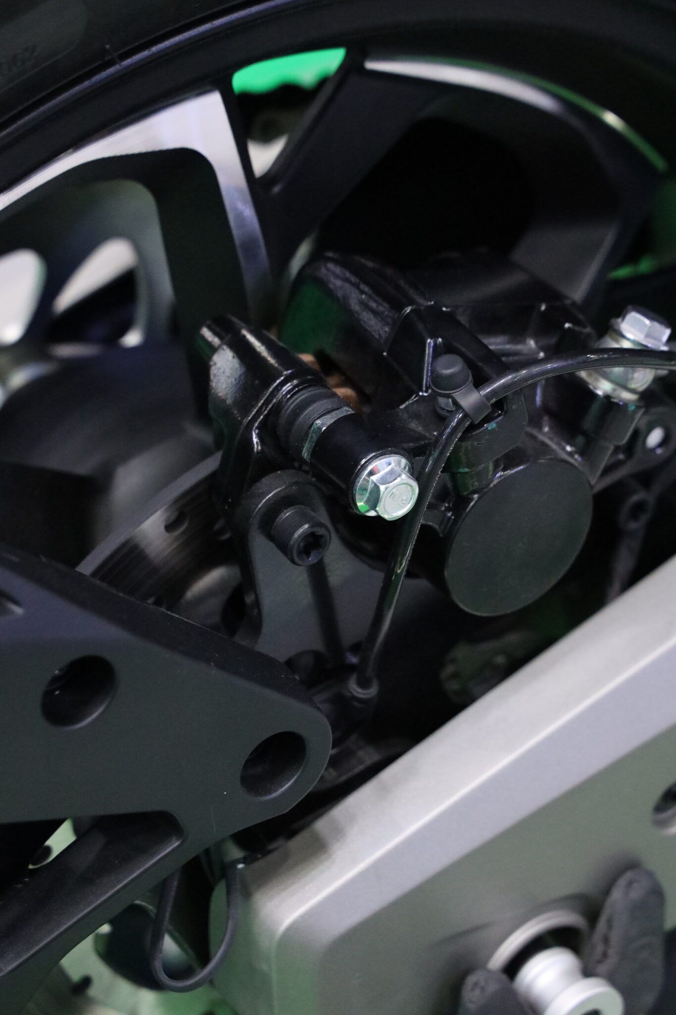 EM RX5 ดีไซน์ Sport Racing ระบบขับเคลื่อน