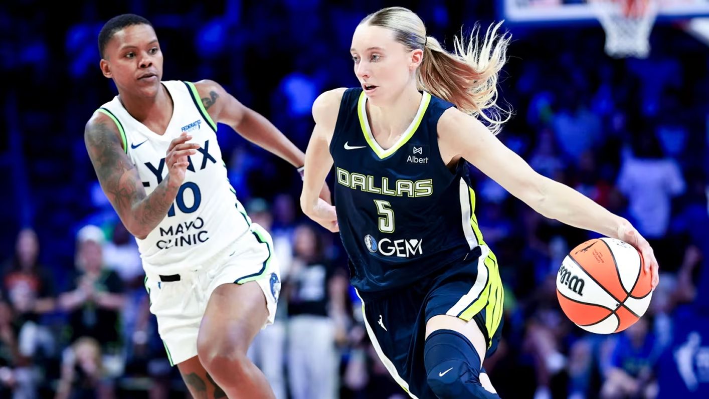 dallas wings player dribbling
