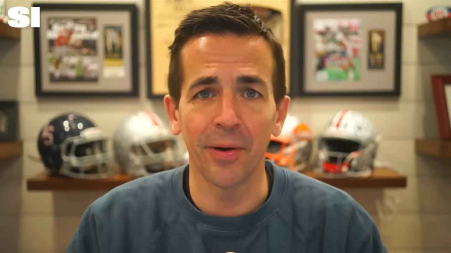 reporter Albert Breer talking football on podcast