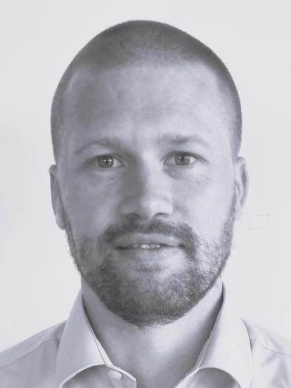 Headshot of Ian Cronshaw