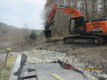 Construction stage of the Quinapoxet dam removal project