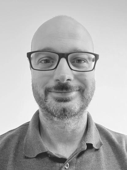 Andy Belton headshot photograph